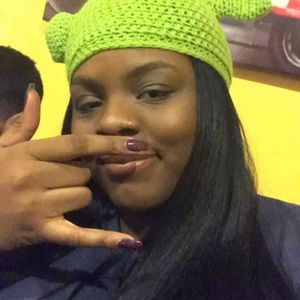 Meet your Posher, Mia